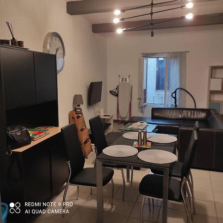 Logis Corneille I Appartement Narbonne Buitenkant foto