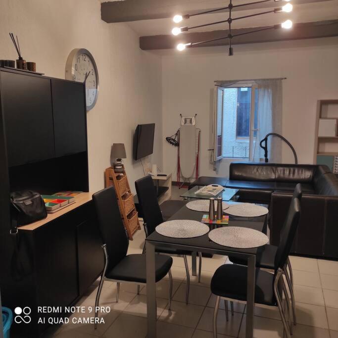 Logis Corneille I Appartement Narbonne Buitenkant foto
